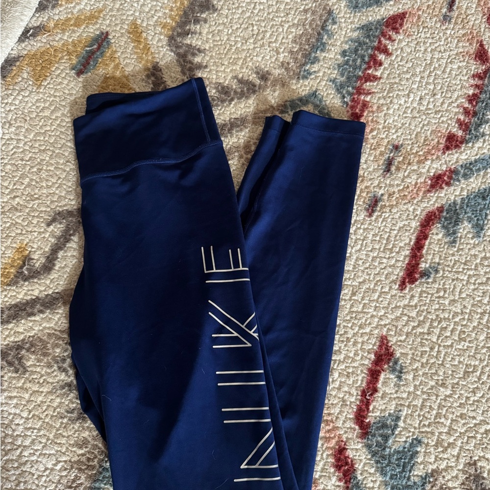 Navy Blue Leggings with White Lettering Nike women sportswear high rise
